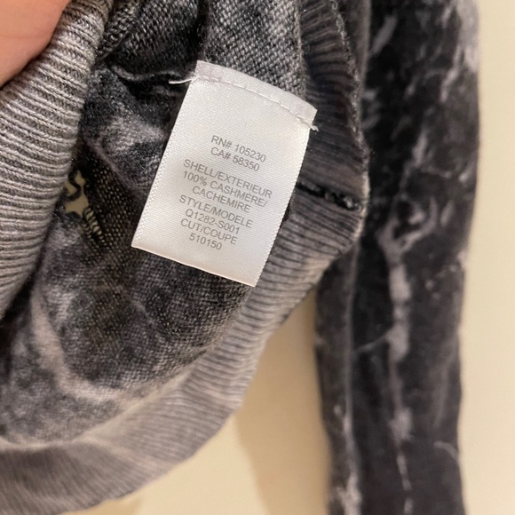 Equipment cashmere sweater Sz L - Picture 8 of 8